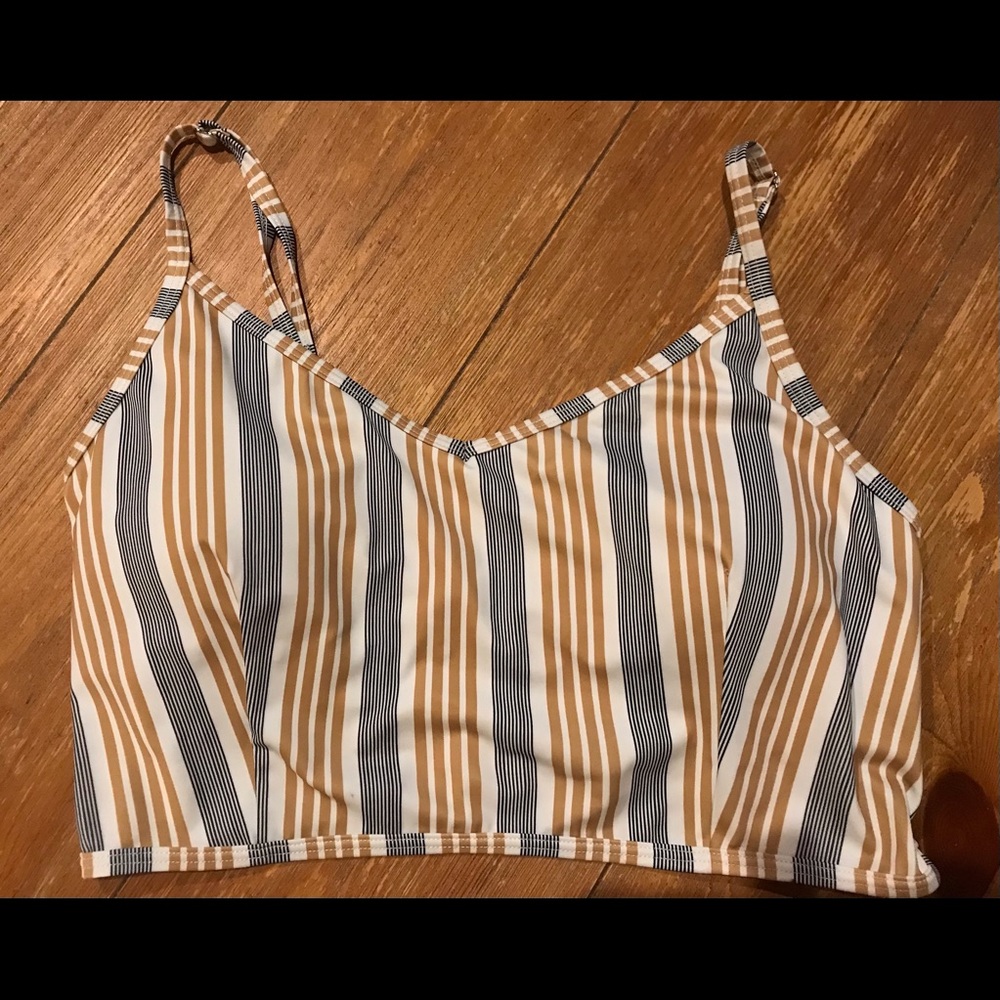 KJ brown black stripe v’d crop